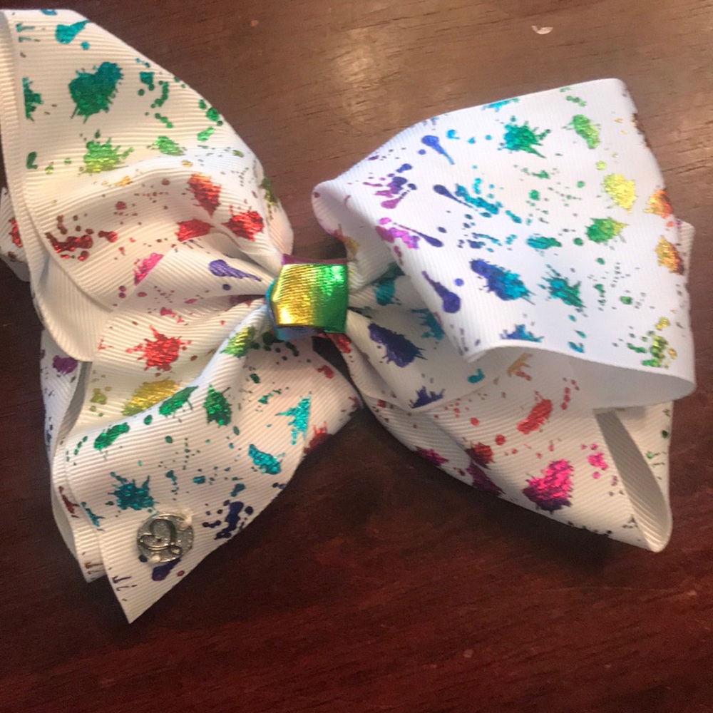 White paint splatter Jojo bow